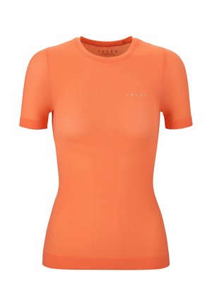 Kurzarmpullover in Orange aus glattem, dehnbarem Stoff. Hat eine subtile Textur und ein kleines weißes Logo auf der Vorderseite.