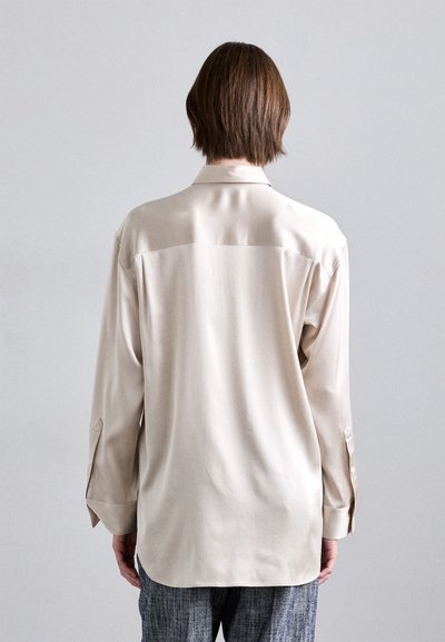 Filippa K SAMMY - Overhemdblouse - dune
