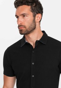 Ombre SHORT SLEEVED - Camisa - black