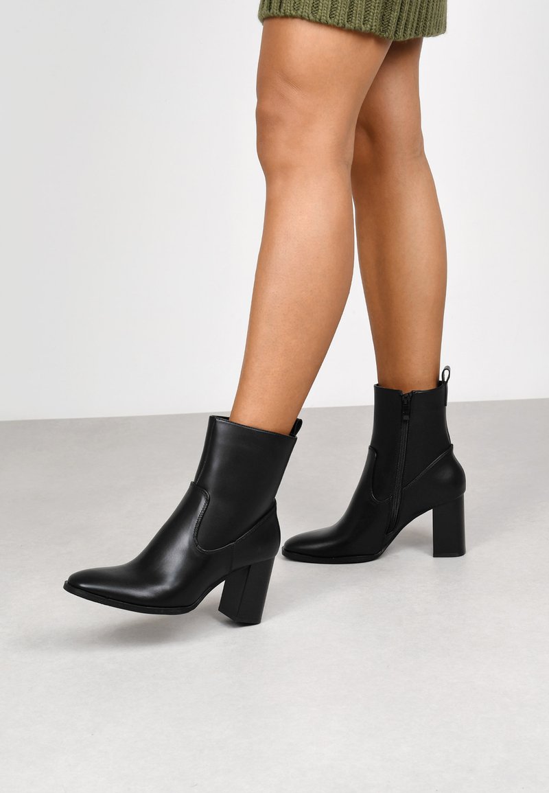 Bosanova Botines de tacón - black