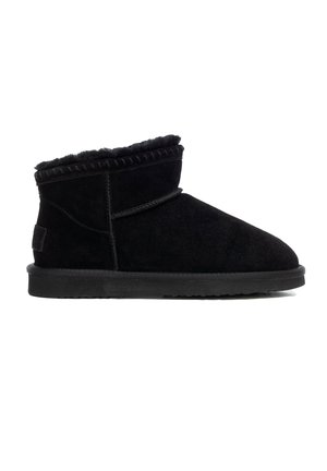 Winter boots - black