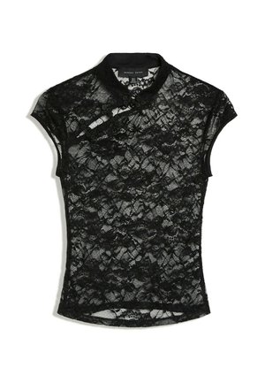 Top nero in pizzo a maniche corte con collo alto e chiusure decorative con bottoni su sfondo bianco.