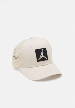 Jordan RISE TRUCKER CAP - Naģene - hellbraun/black