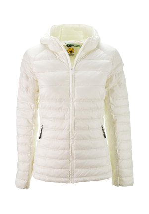 Giacca a vento bianca con imbottitura orizzontale, chiusura frontale con zip e cappuccio regolabile. Presenta tasche laterali con zip nere e foderatura gialla.