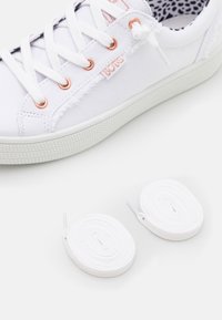 Skechers Sneaker low - white