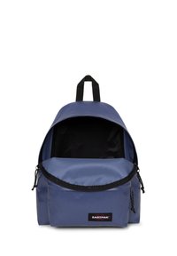 Zaino in tessuto blu navy con parte superiore arrotondata, tasca frontale e dettagli della cerniera nera. Presenta un manico ad anello e un interno aperto.