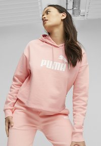 Puma ESSENTIALS CROPPED LOGO - Jersey con capucha - peach smoothie
