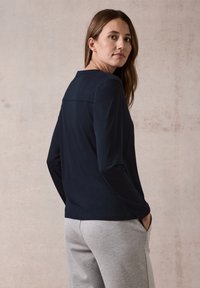 Cecil Langarmshirt - blau