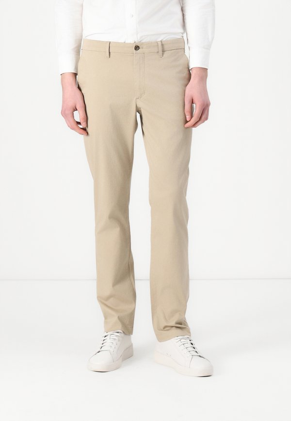 DENTON STRUCTURE - Chinos - sandalwood
