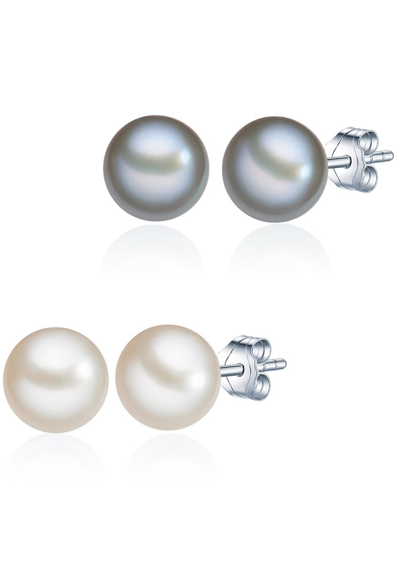 Kaks paari pärliläike kõrvarõngaid: üks hallikas-sinine ja teine kreemikas-valge, kummalgi on sile tekstuur ja hõbedast tooni tagaküljed.