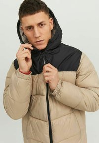 Jack & Jones Talvejope - crockery