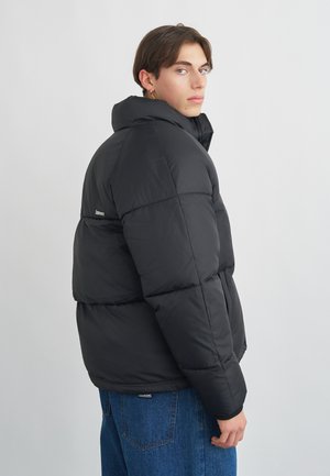 PUFFER JACKET - Χειμωνιάτικο μπουφάν - black