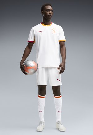 Puma, GALATASARAY S.K. 26/27 SHORTS - Article de supporter d'équipe de club - white-dark cherry-summer sunset