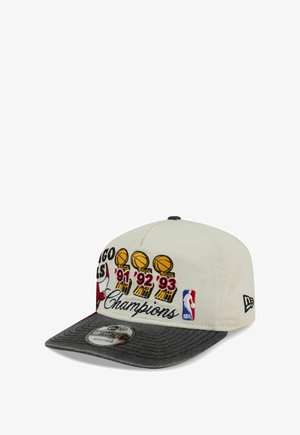 New Era, 19TWENTY HWC CHICAGO BULLS - Cap - beige