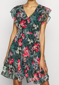 Guess Freizeitkleid - green