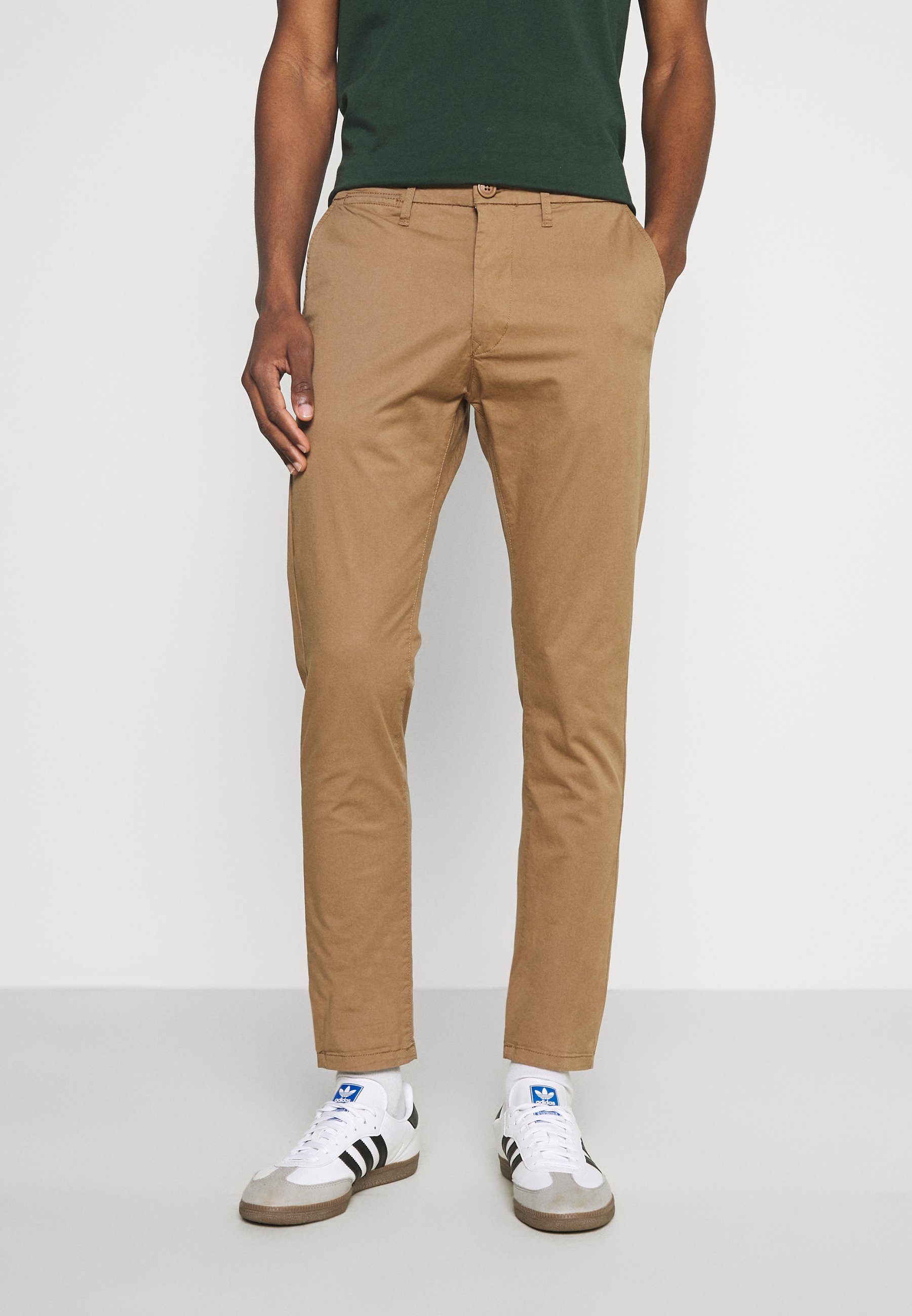 Pantalones chinos de hombre | Gran selección online en Zalando