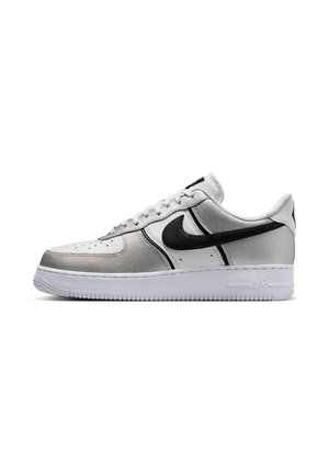 Nike Sportswear, - Półbuty trekkingowe