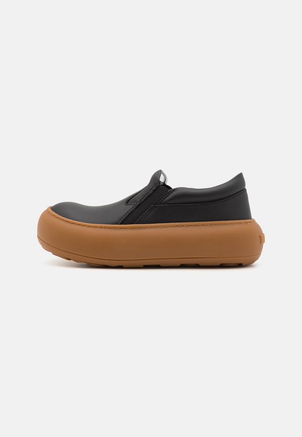 OLLIE - Slip-ons - nero