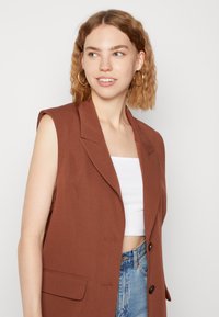 b.young BYDECERI - Brezrokavnik - brunette