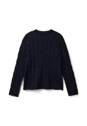 Granatowy sweter dzianinowy z teksturowanym wzorem w warkocze, okrągłym dekoltem i długimi rękawami. Miękki materiał o luźnym kroju.