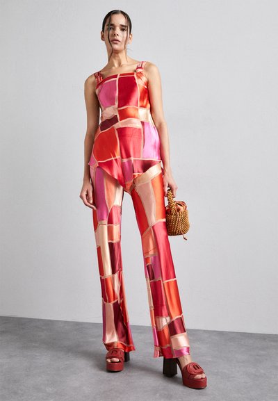 Cult Gaia STACIE PANT - Püksid - red/multi-colored