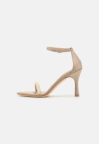 Unselected, travertine
