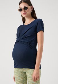 MAMALICIOUS MLANLI JUNE - Marškinėliai su spaudiniu - navy blazer detailmelange