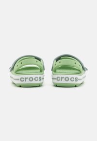 Crocs CROCBAND CRUISER UNISEX - Natikače za bazen - fair green/dusty green