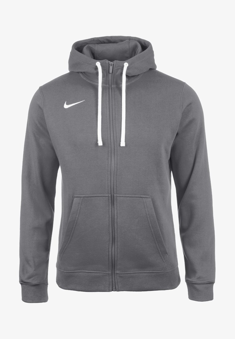 Sweat à capuche gris zippé avec cordons blancs, poches avant, manches longues et logo Nike blanc sur le côté gauche de la poitrine.