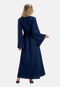 Elara ABAYA - Maxiklänning - blau