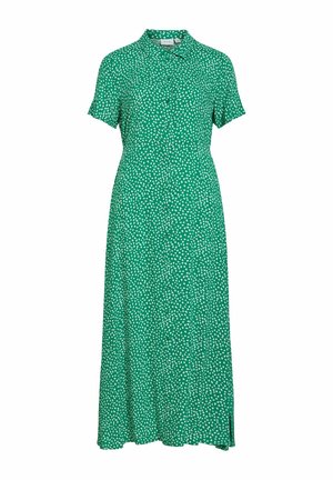 Zielona sukienka midi z krótkim rękawem, białym, nieregularnym wzorem kropek, zapinana na guziki z przodu, kołnierzykiem i rozcięciem po boku na jednolitym tle.