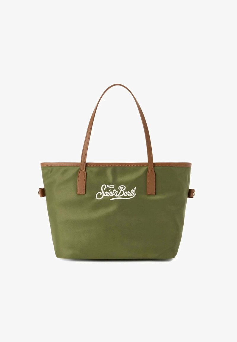 Bolsa tote verde oliva con asas y detalles en cuero marrón, con el logotipo blanco "MC2 Saint Barth" centrado en el frente.