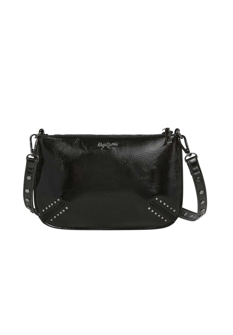 Borsa a tracolla in pelle verniciata nera con dettagli borchiati e tracolla removibile. Texture liscia, forma rettangolare e chiusura con zip.