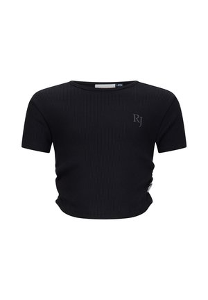 - T-shirt basic