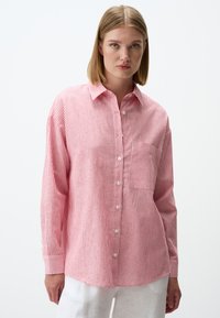 STRIPED WITH POCKETS
 - Chemisier - red