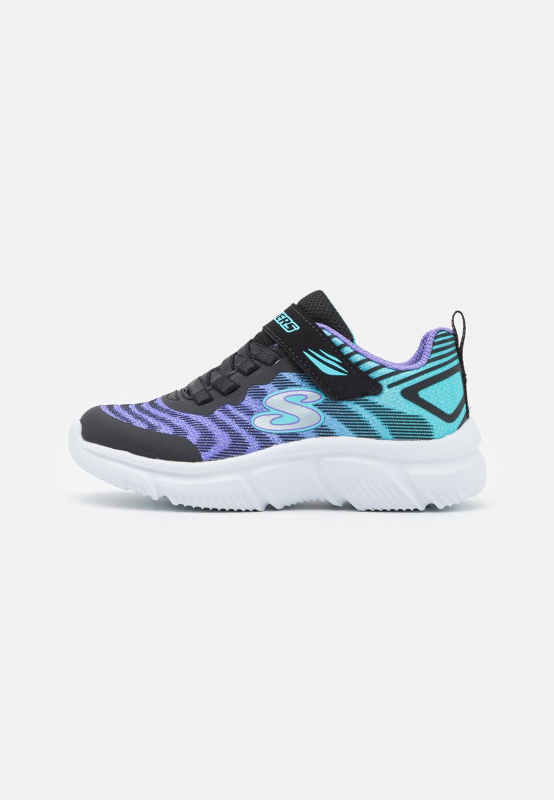 Skechers Performance GIRLS GO RUN 650 FIERCE FLASH UNISEX - Laufschuh Straße - black/purple