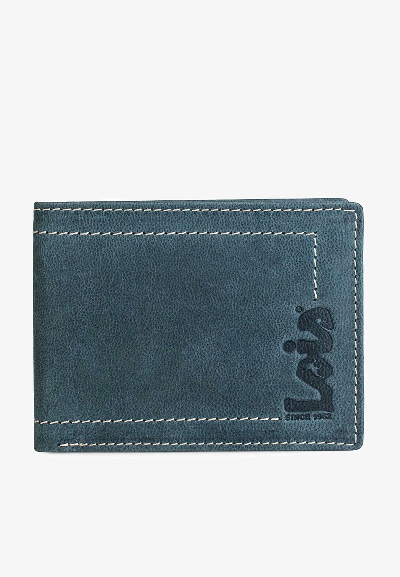 Cartera de cuero azul con superficie texturizada, costuras blancas, logotipo embossado y un diseño sencillo. Presenta una clásica construcción de bifold.