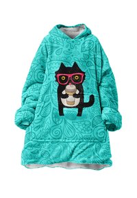 Türkiser übergroßer Hoodie mit einem schwarzen Katzenmotiv, die pinke Brille trägt und eine Tasse Kaffee hält. Hergestellt aus weichem, fleeceartigem Material und mit verspielten Mustern.