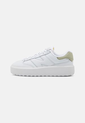 CT302 - Sneakers low - white