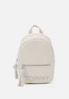 BOLD BACKPACK - Mochila - newsprint