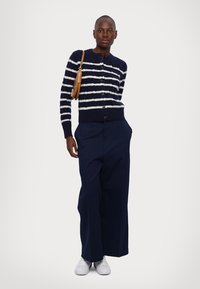 Polo Ralph Lauren LONG SLEEVE - Kardigán - hunter navy/authentic cream