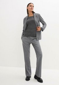 bonprix Pullover - grey
