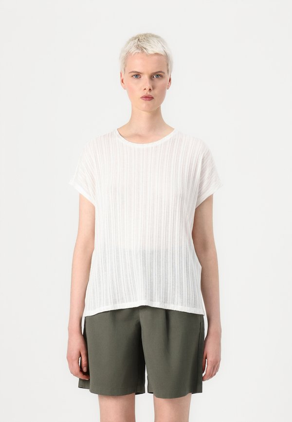 ONLIRINA O NECK - Basic T-shirt - cloud dancer