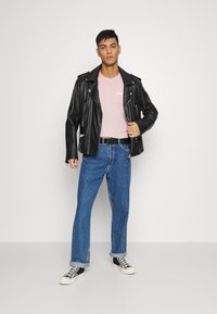 Levi's® RELAXED FIT - T-shirt estampada - poster potpourri