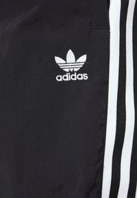 adidas Originals Spodnie treningowe