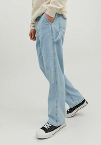 Jack & Jones - Eddie - Loose Jeans - blue denim Thumbnail Image 1