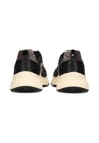 Sneaker nere e con motivo, con una superficie testurizzata, caratterizzate da una robusta intersuola crema e una suola in gomma nera. Inclusa una linguetta posteriore per il sollevamento.