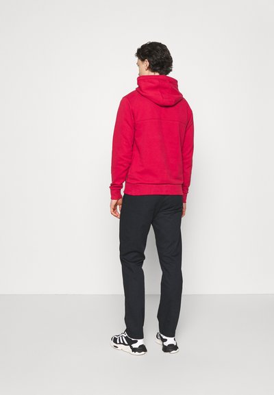 WOOD WOOD MARCUS LIGHT TWILL TROUSERS - Chinosy