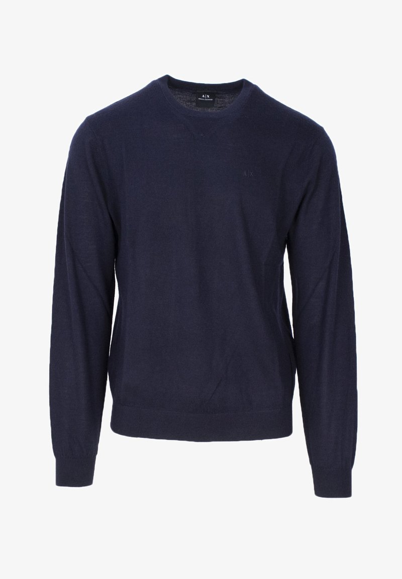 Maglione blu navy in tessuto leggero, con scollatura a V, maniche lunghe e polsini e orlo a costine. Logo discreto sul petto.