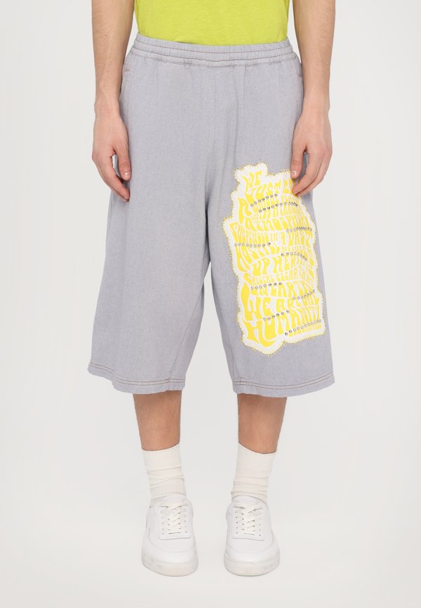 EMBROIDERED - Denim shorts